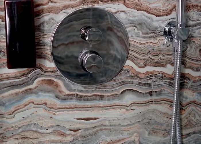 Binario9 Alojamento de Acomodação e Pequeno-almoço 4*